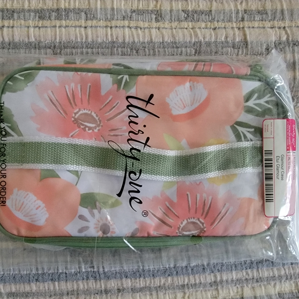 Thirty-one glamour case